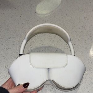 Gray Apple Max Headphones